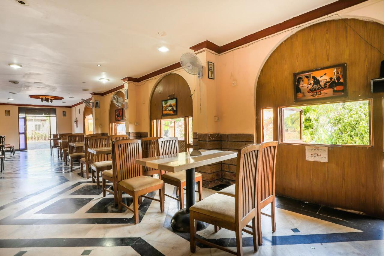 Spot On 37412 Hotel Priti International Mapusa Bagian luar foto